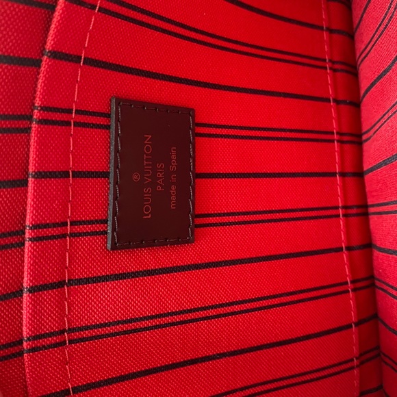 SOLD LV Neverfull Pouch - Picture 3 of 6